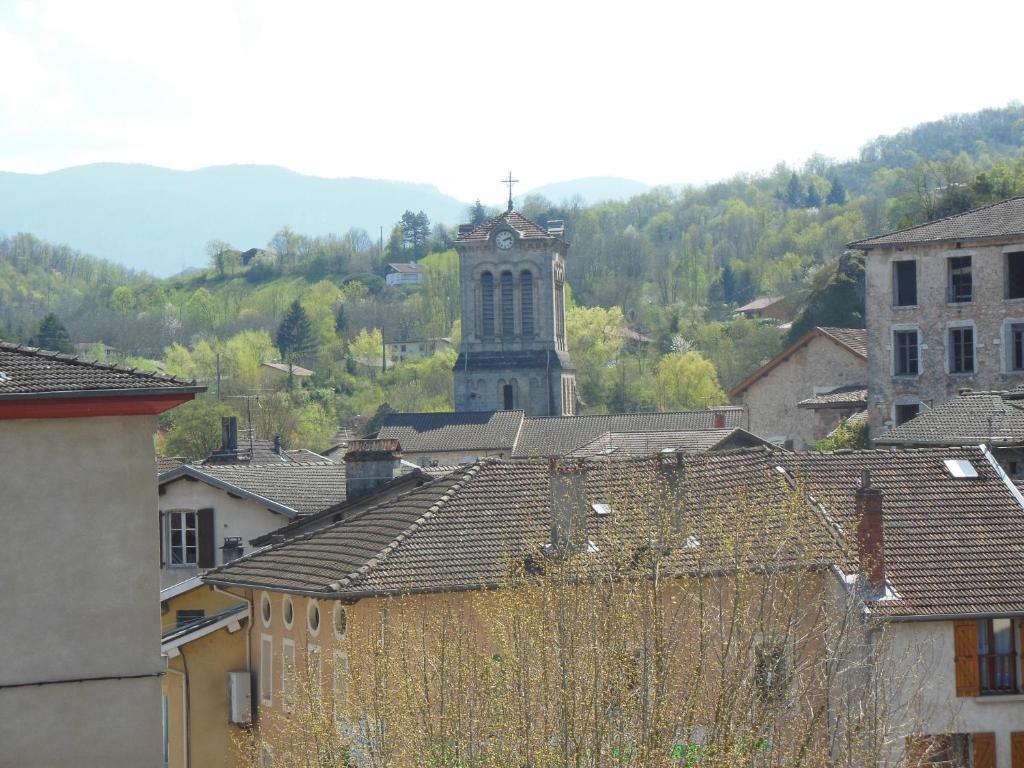 ホテル ローマ Saint-Nazaire-en-Royans エクステリア 写真